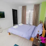2 Camere,moghioros Park Appartement Boekarest