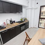 2 Camere,moghioros Park Lejlighed *