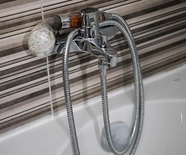 2 Camere,moghioros Park *