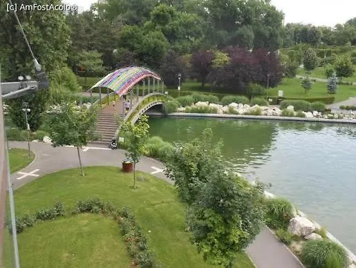 2 Camere,moghioros Park *