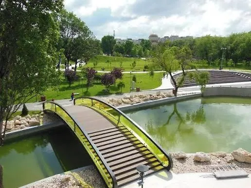 Apartment 2 Camere,moghioros Park