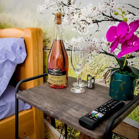 2 Camere,moghioros Park Апартаменти