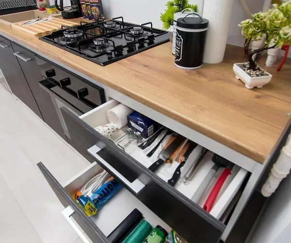 2 Camere,moghioros Park *